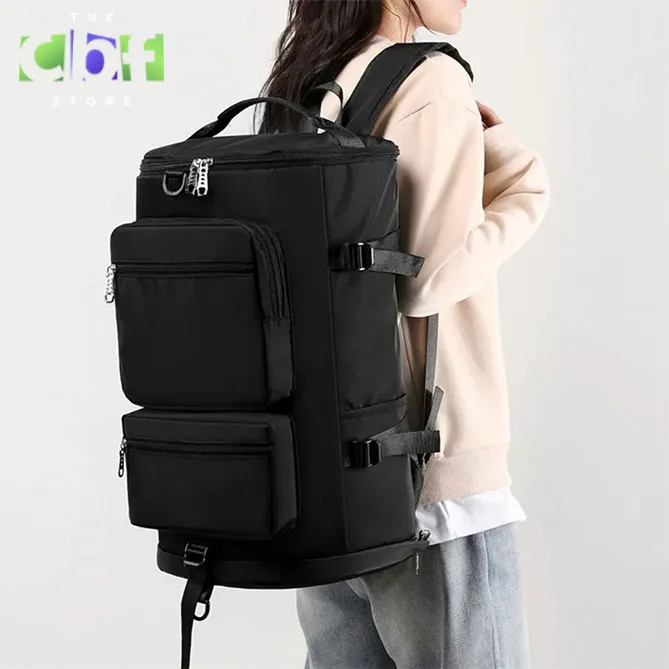 Large Capacity Multifunction Travel Bag Perfect For Women & Men (1)